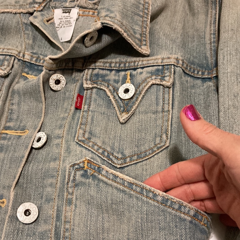 Levi’s Jacket - Picture 5 of 8